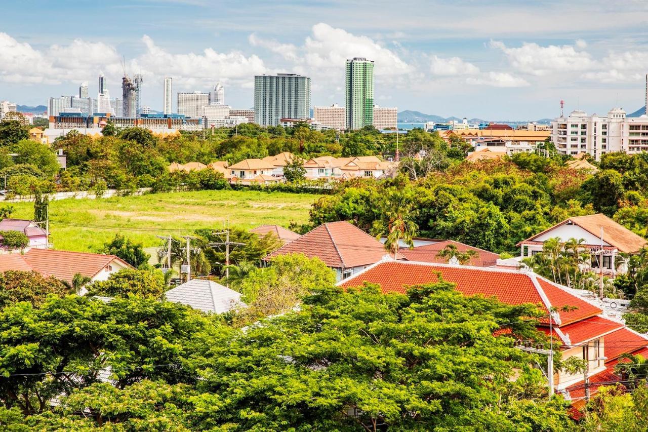 The Rizin Hotell Pattaya Eksteriør bilde